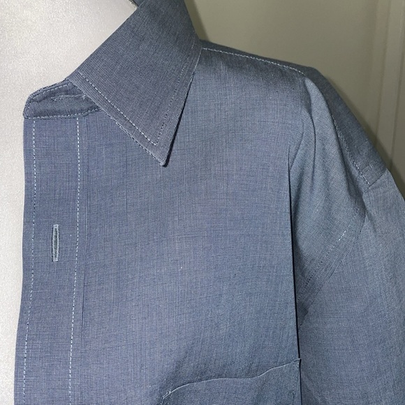 UNTUCKit Button Up Shirt Large Blue - Picture 4 of 8